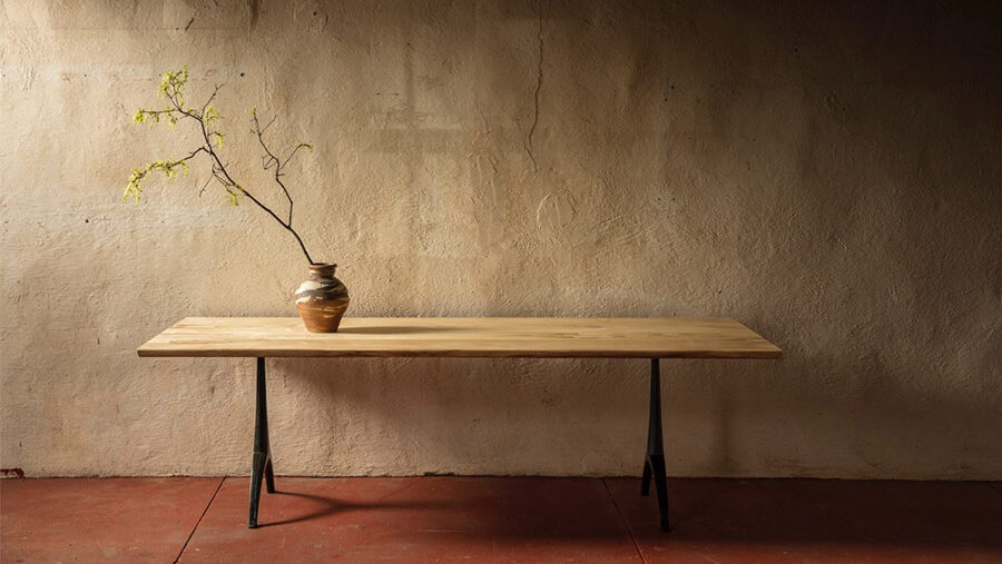 Alabama Sawyer table