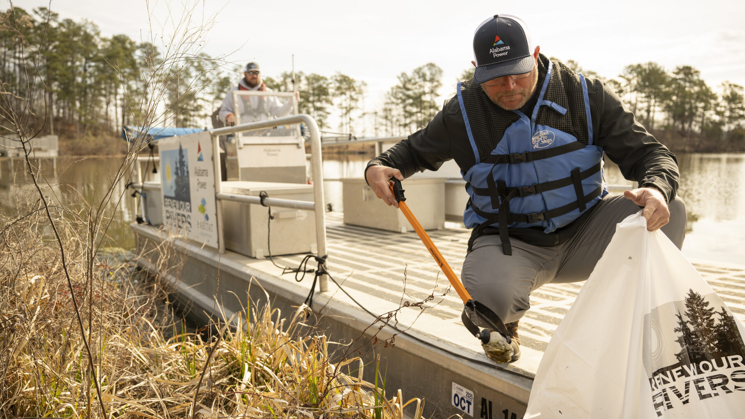 Renew our Rivers cleanup