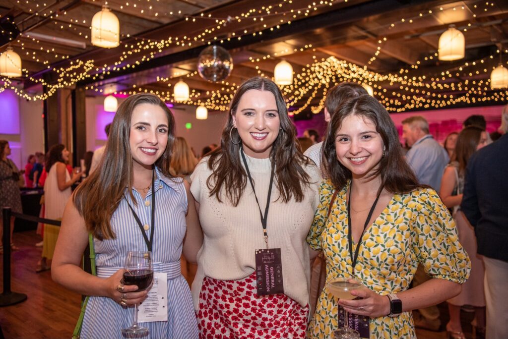Women at Palate and Palette