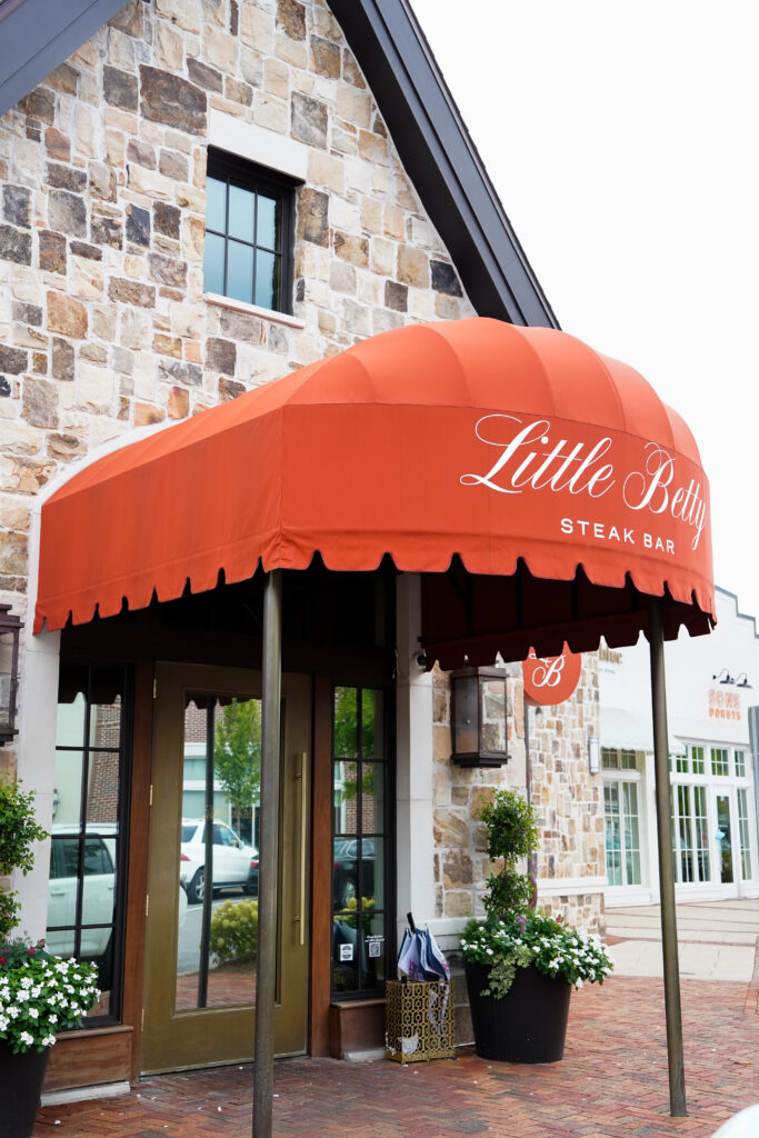 Little Betty exterior