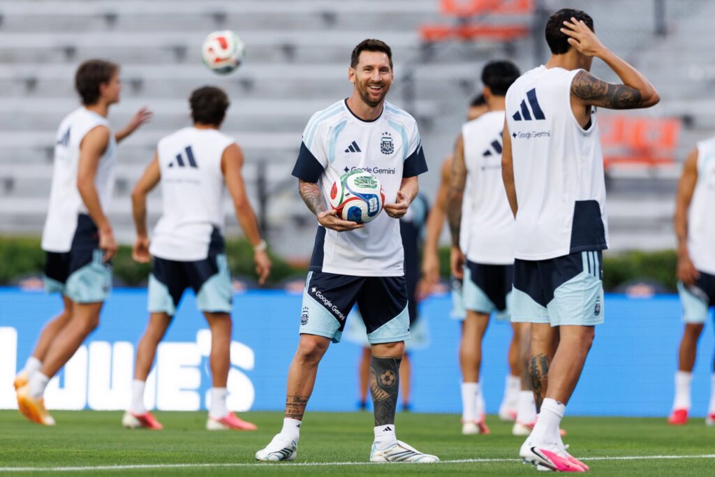 Lionel Messi in Jordan Hare